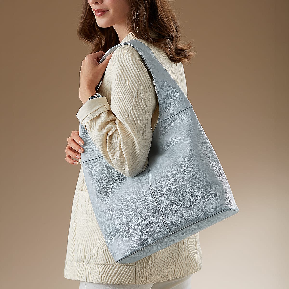 Sac Souple en Cuir Bleu Clair En Apesanteur