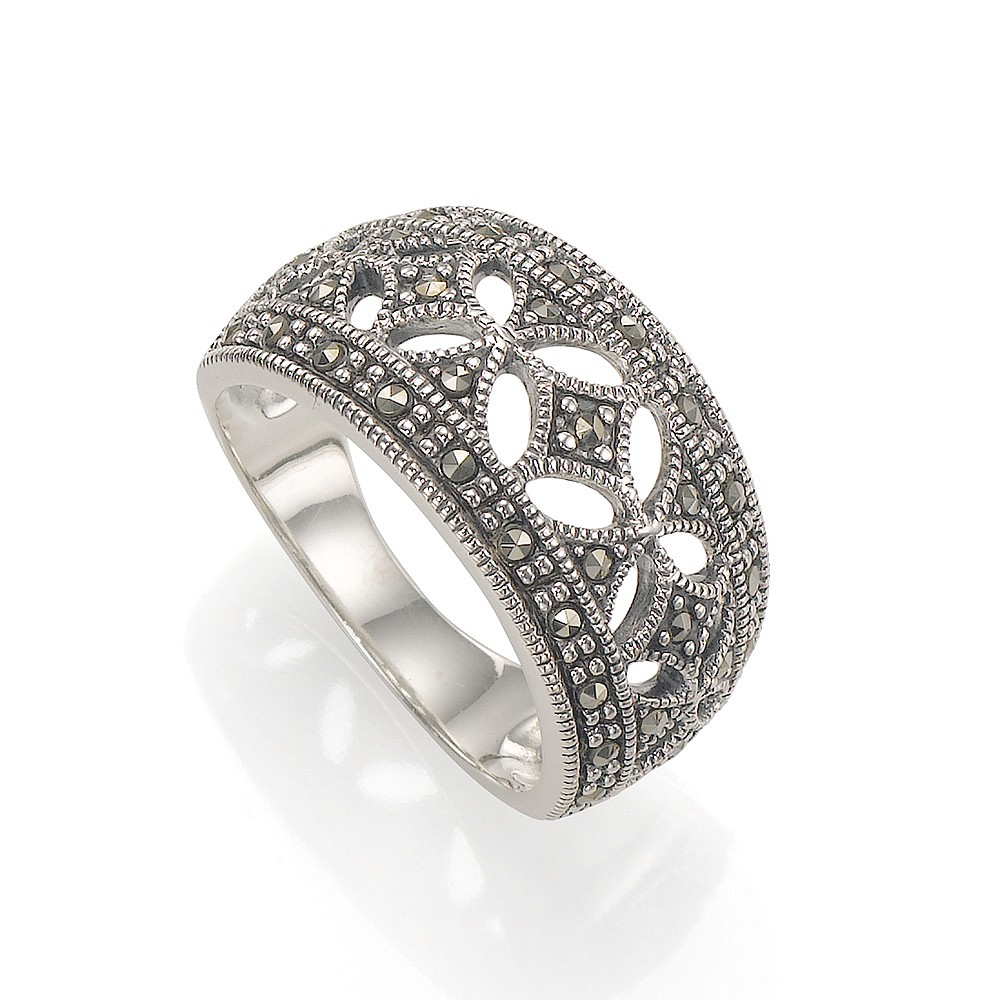 Bague en Argent Encadrée de Fleurs