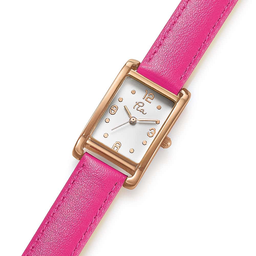 Montre en Cuir Fuchsia À Maintes Reprises 