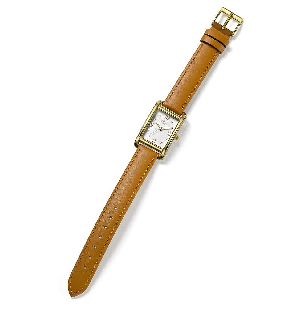 Montre en Cuir Fauve À Maintes Reprises 