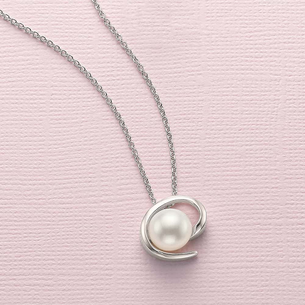 Pendentif Élégante en Perle