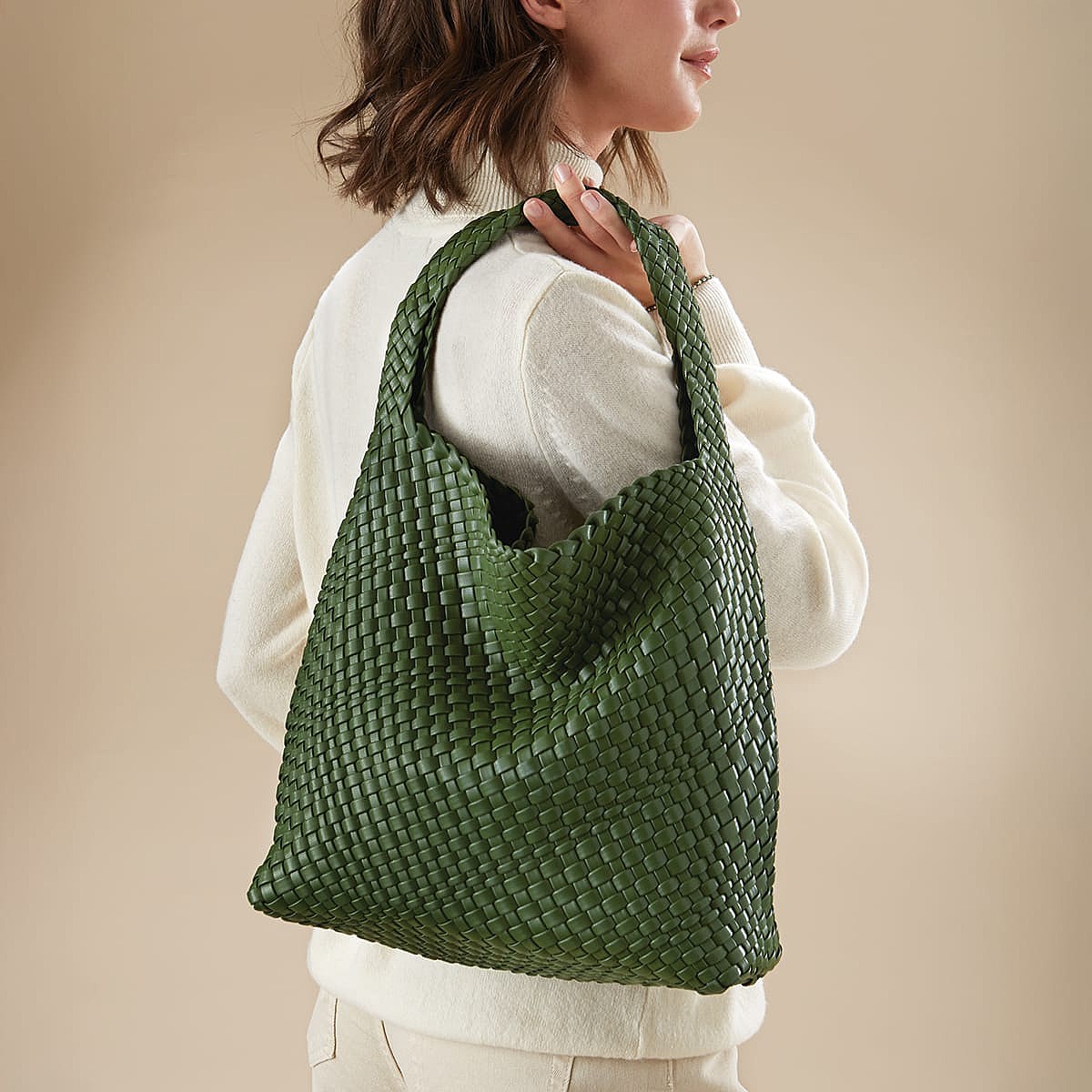Sac en Similicuir Vert Tissé d’Élégance
